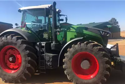 Tractors Fendt 1042 (320kW) 2018