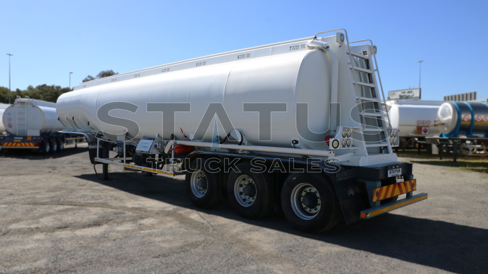 Tank Clinic Fuel tanker 2006 Tank Clinic 47000L Tri   Axle Fuel Tanker 2006 for sale by Status Truck Sales | Truck & Trailer Marketplaces