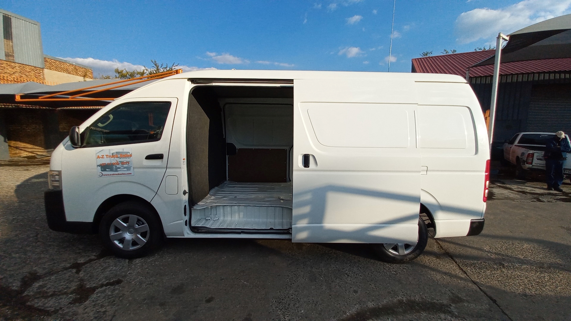 Toyota LDVs & panel vans QUANTUM 2.5 D 4D LWB HIGH TOOF P/V 2018 for sale by A to Z TRUCK SALES | Truck & Trailer Marketplaces