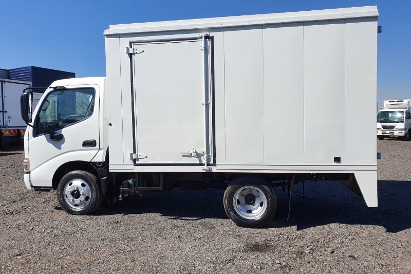 Hino Dropside trucks Hino 300 614 2015 for sale by Motordeal Truck and Commercial | Truck & Trailer Marketplace