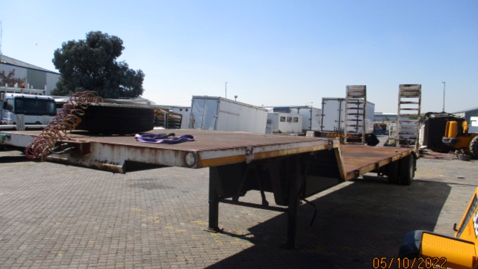 Paramount Trailers 12.5 METER SINGLE AXLE LOW BED TRAILER 2013 for sale by Isando Truck and Trailer | Truck & Trailer Marketplaces