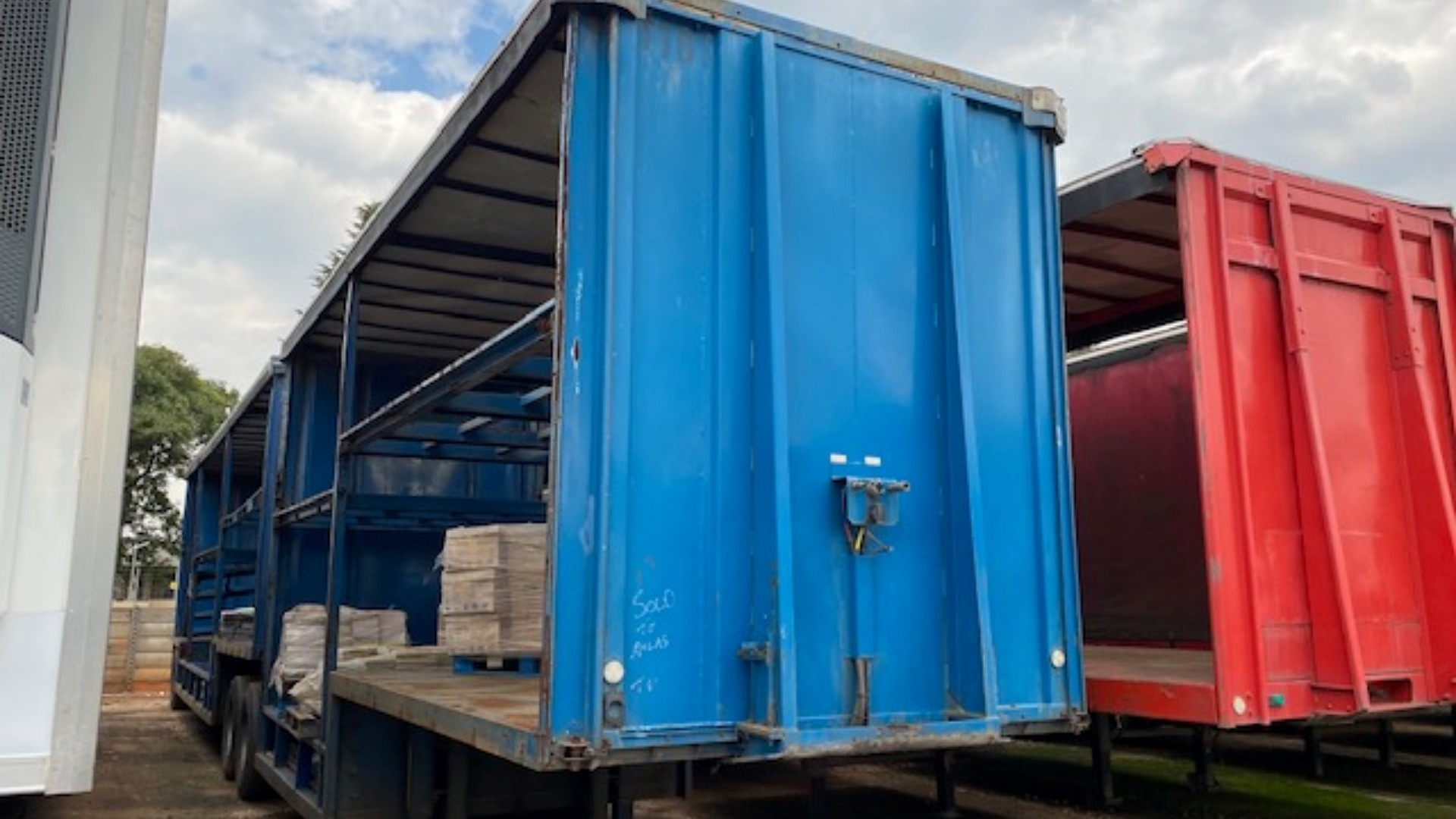 CTS Trailers Tautliner 7/11 Interlink Tautliner Trailer with Shelving 2005 for sale by Atlas Truck Centre Pty Ltd | Truck & Trailer Marketplaces