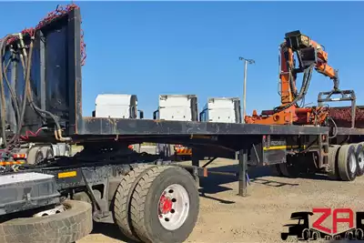 Henred Trailers Brick trailer HENRED FRUEHAUF TRI AXLE WITH PALFINGER PK14080 CR 1991 for sale by ZA Trucks and Trailers Sales | Truck & Trailer Marketplaces