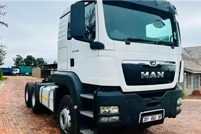 Truck Tractors TGS 33-480 2018
