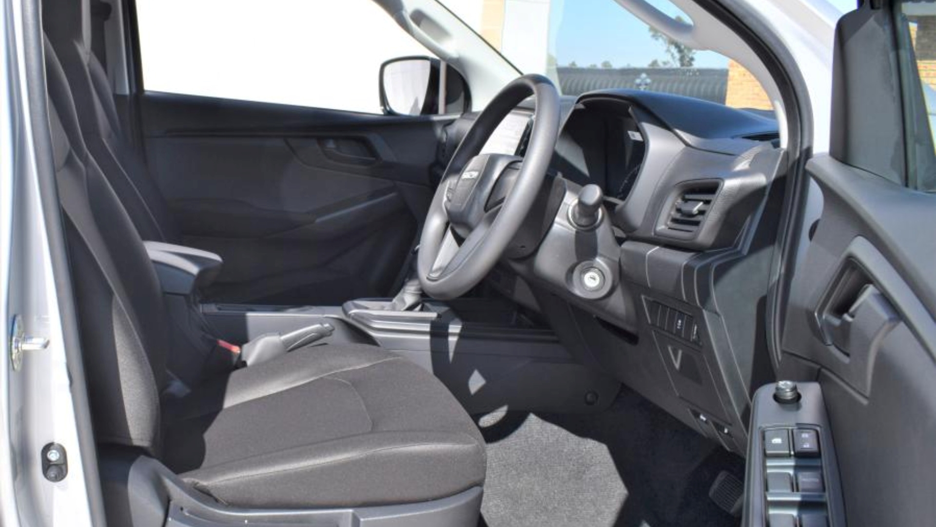 Isuzu LDVs & panel vans D Max 1.9 DDI HR L Auto Double Cab 2022 for sale by Pristine Motors Trucks | Truck & Trailer Marketplaces