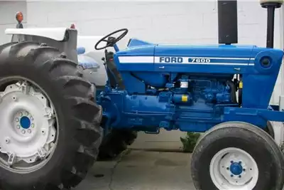 Tractors Ford 7600 Tractor