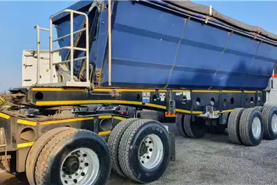 Afrit Trailers Side tipper AFRIT 45 CUBE SIDE TIPPERS 2019 for sale by ZA Trucks and Trailers Sales | Truck & Trailer Marketplaces