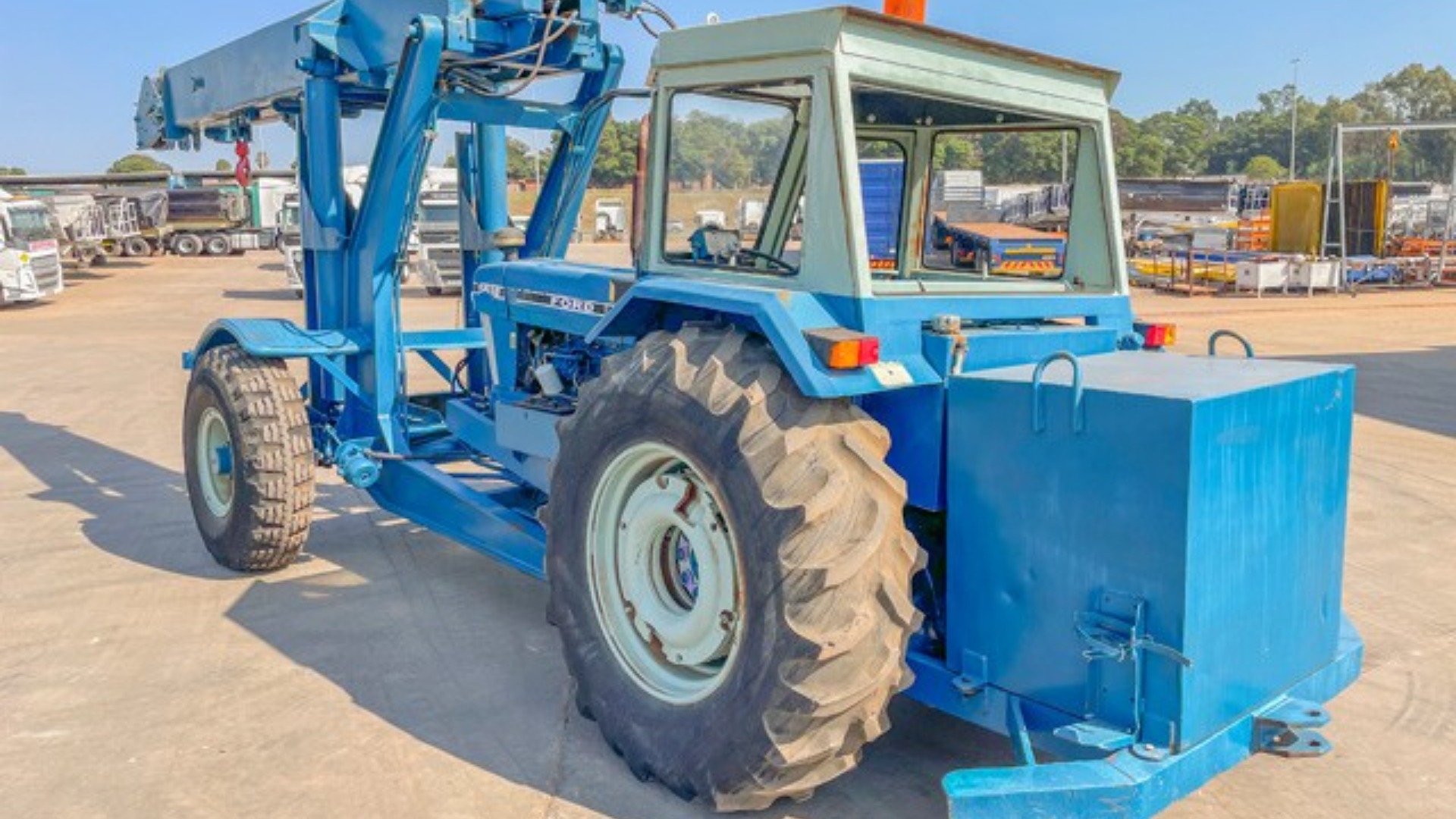 Tractors - towing 5610 Mobilift Tractor   9Ton Crane for sale by Impala Truck Sales | Truck & Trailer Marketplaces