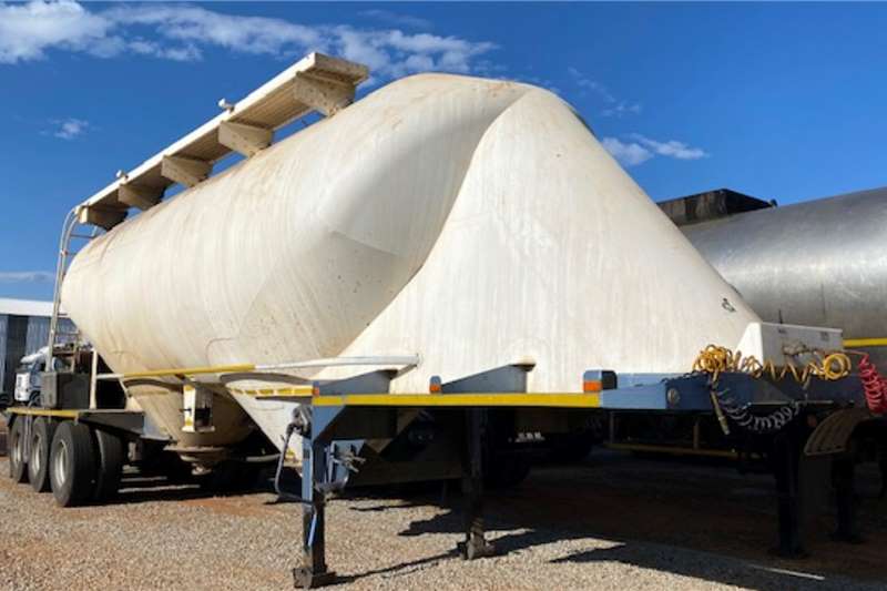 Duncanmec Trailers Dry bulk tanker 40m³ Tri Axle Drybulk Tanker with Blower 2013