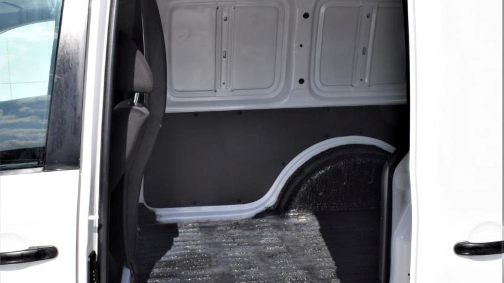 VW LDVs & panel vans Caddy 2.0 TDI (81kW) Panel Van 2016 for sale by Pristine Motors Trucks | Truck & Trailer Marketplaces