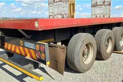 Satra Trailers 2011 Satra Tri Axle 2011 for sale by Truck and Plant Connection | Truck & Trailer Marketplaces
