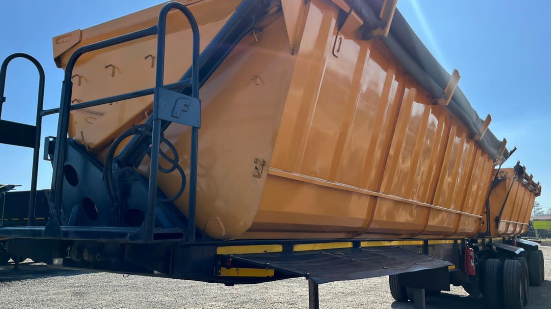 CIMC Trailers 2017 CIMC 40m3 2017 for sale by Truck and Plant Connection | Truck & Trailer Marketplaces
