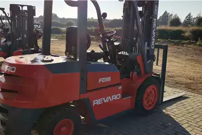 Other Tractors Other tractors Revaro FD35 Standard 2.5 Ton Diesel Forklift` for sale by N1 Tractors | Truck & Trailer Marketplace
