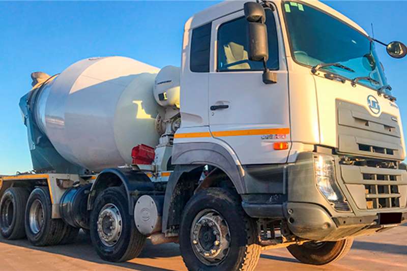 UD Concrete mixer trucks Quester CGE 370 Twin Steer 9m³ Putzmeister Concret 2019