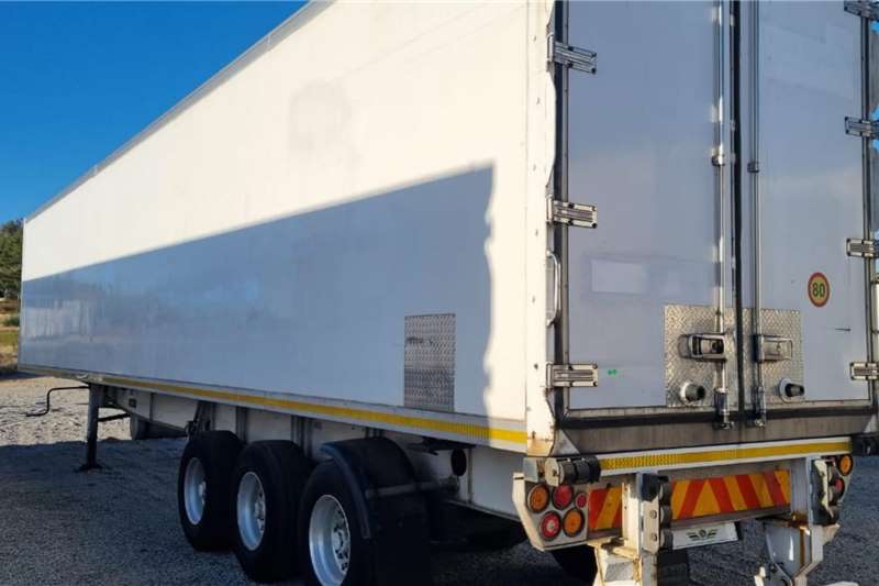 Truck and Plant Connection - a commercial truck dealer on Truck & Trailer Marketplaces