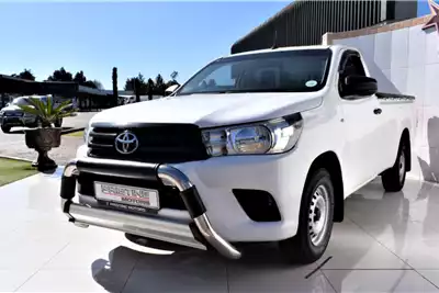 Toyota LDVs & panel vans Hilux 2.0 VVTi A/C Single Cab 2017 for sale by Pristine Motors Trucks | Truck & Trailer Marketplaces