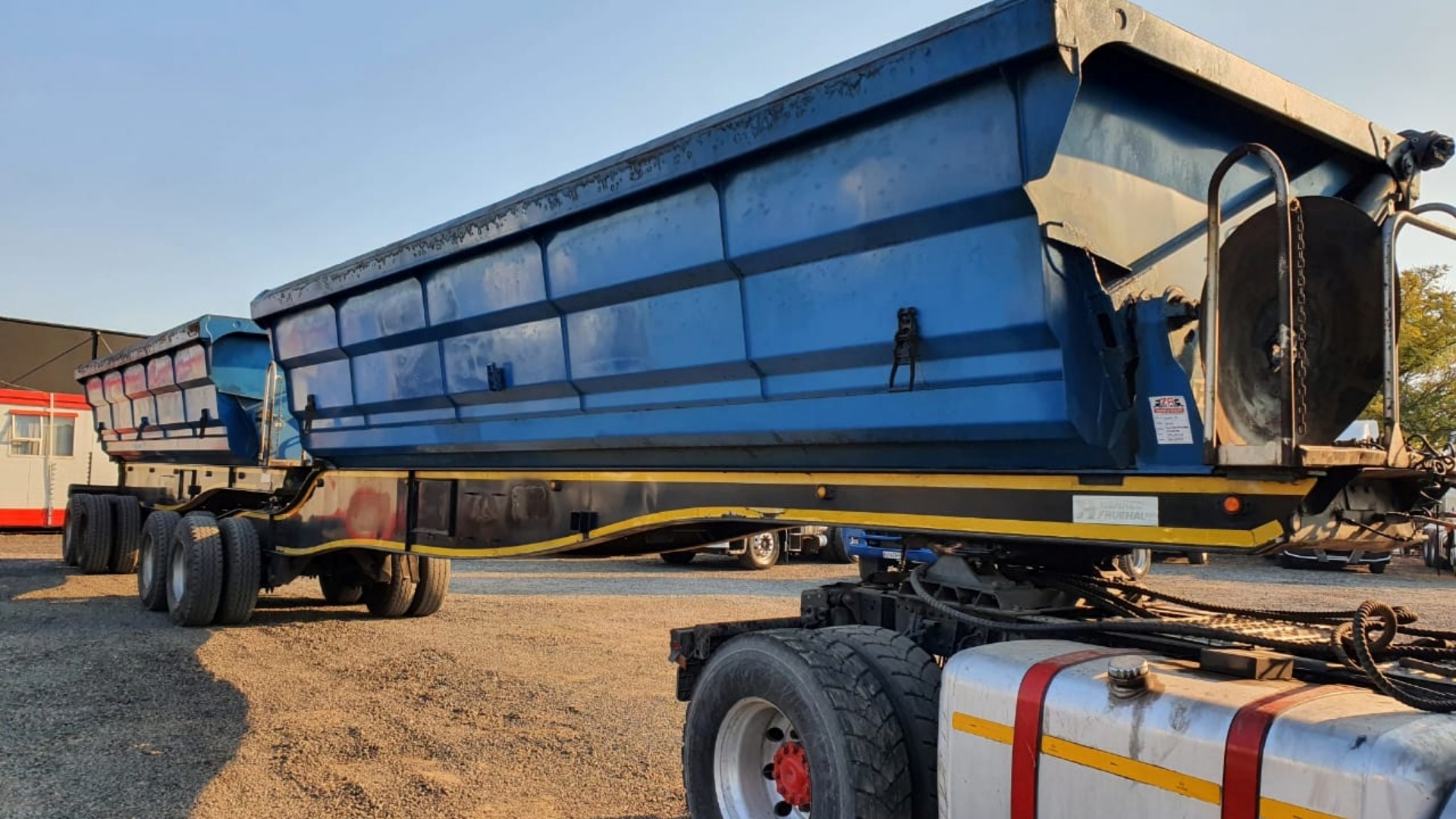 SA Truck Bodies Trailers Side tipper SA TRUCK BODIES 45 CUBE SIDE TIPPERS 2015 for sale by ZA Trucks and Trailers Sales | Truck & Trailer Marketplaces