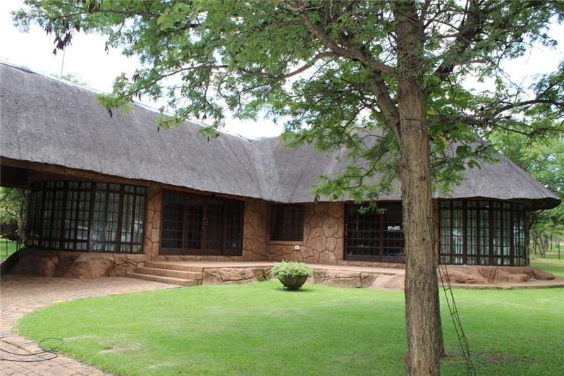 Property listings on offer in South Africa on AgriMag Marketplace