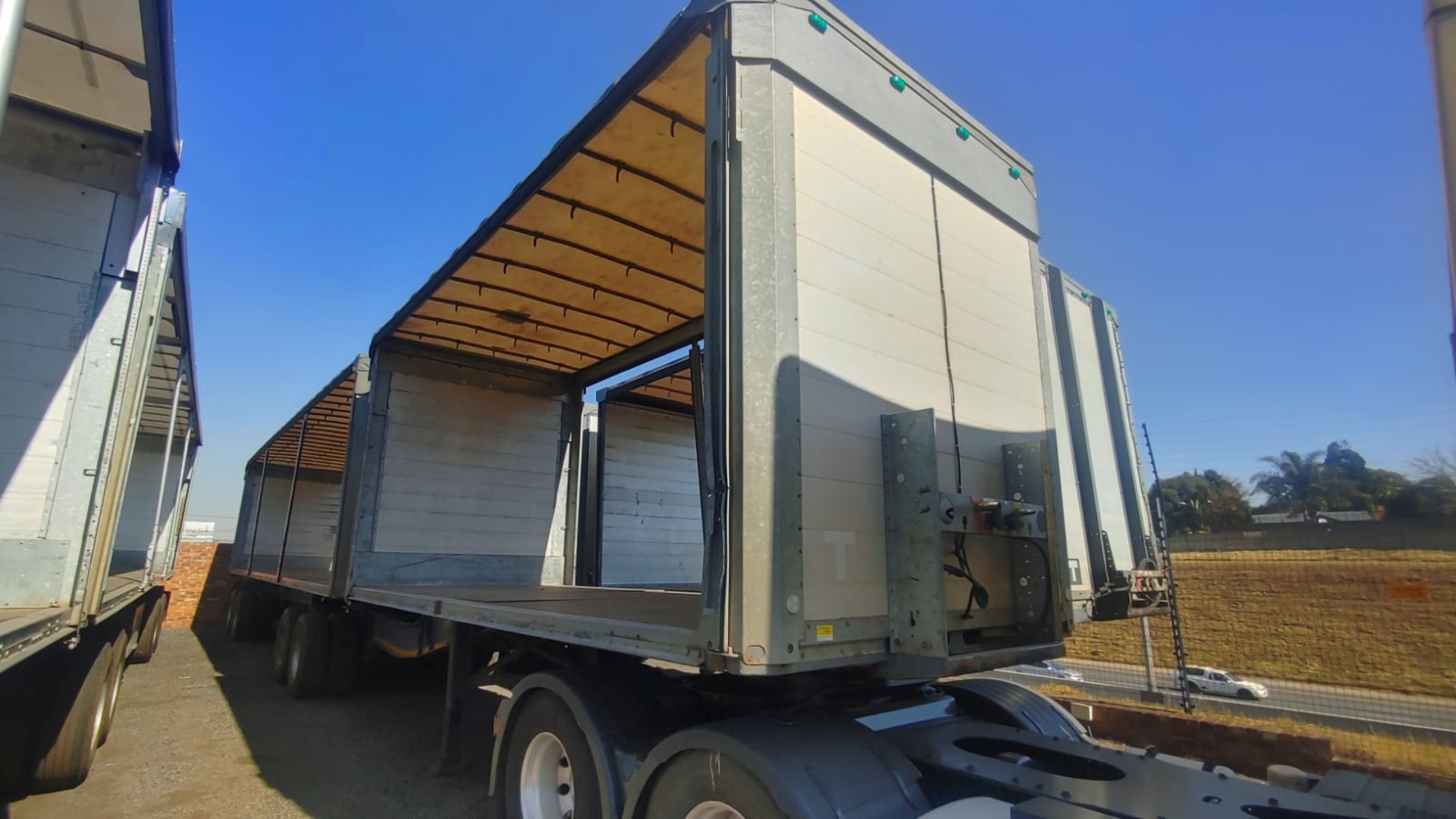 GRW Trailers Tautliner link 2018 for sale by Harlyn International | Truck & Trailer Marketplaces
