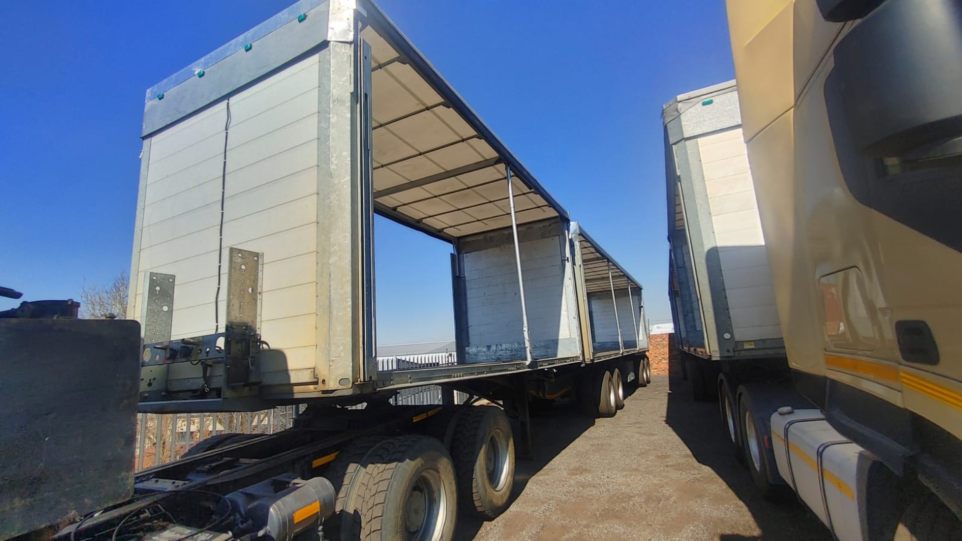 GRW Trailers Tautliner link 2018 for sale by Harlyn International | Truck & Trailer Marketplaces