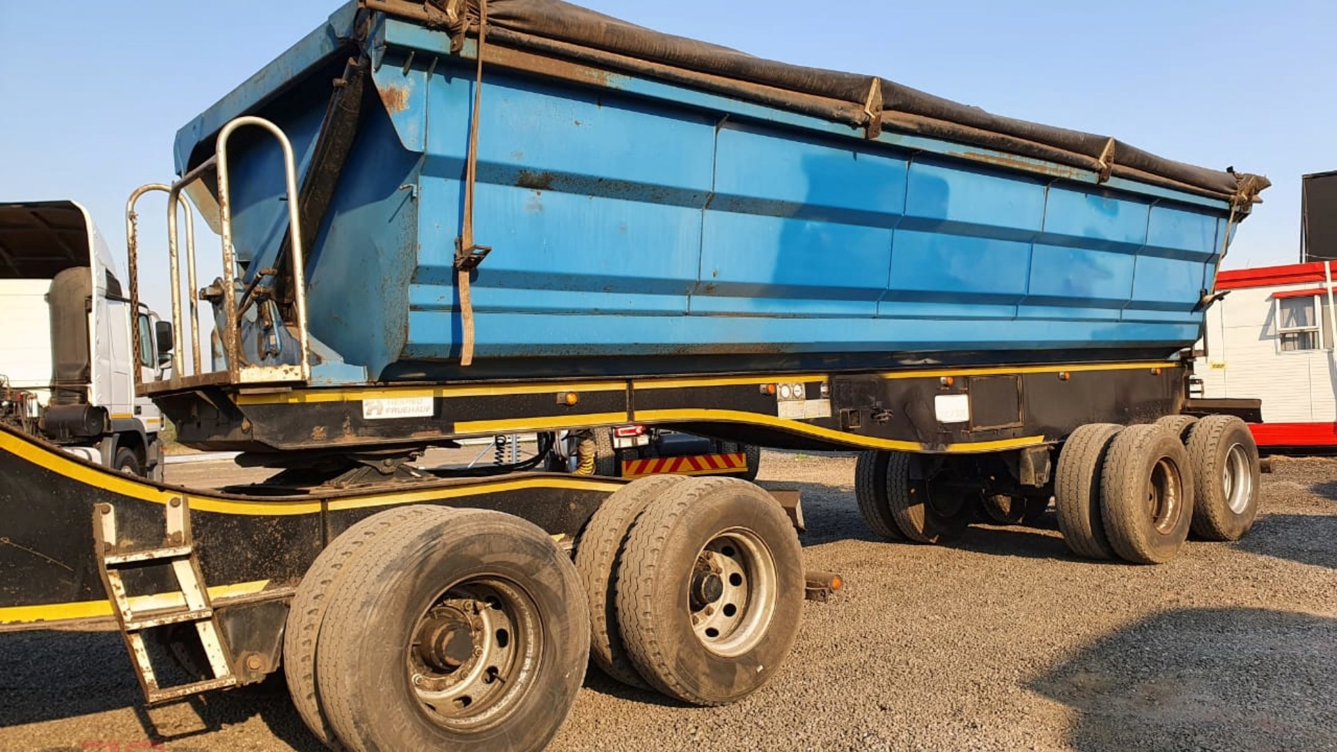 SA Truck Bodies Trailers Side tipper SA TRUCK BODIES 45 CUBE SIDE TIPPER 2015 for sale by ZA Trucks and Trailers Sales | Truck & Trailer Marketplaces