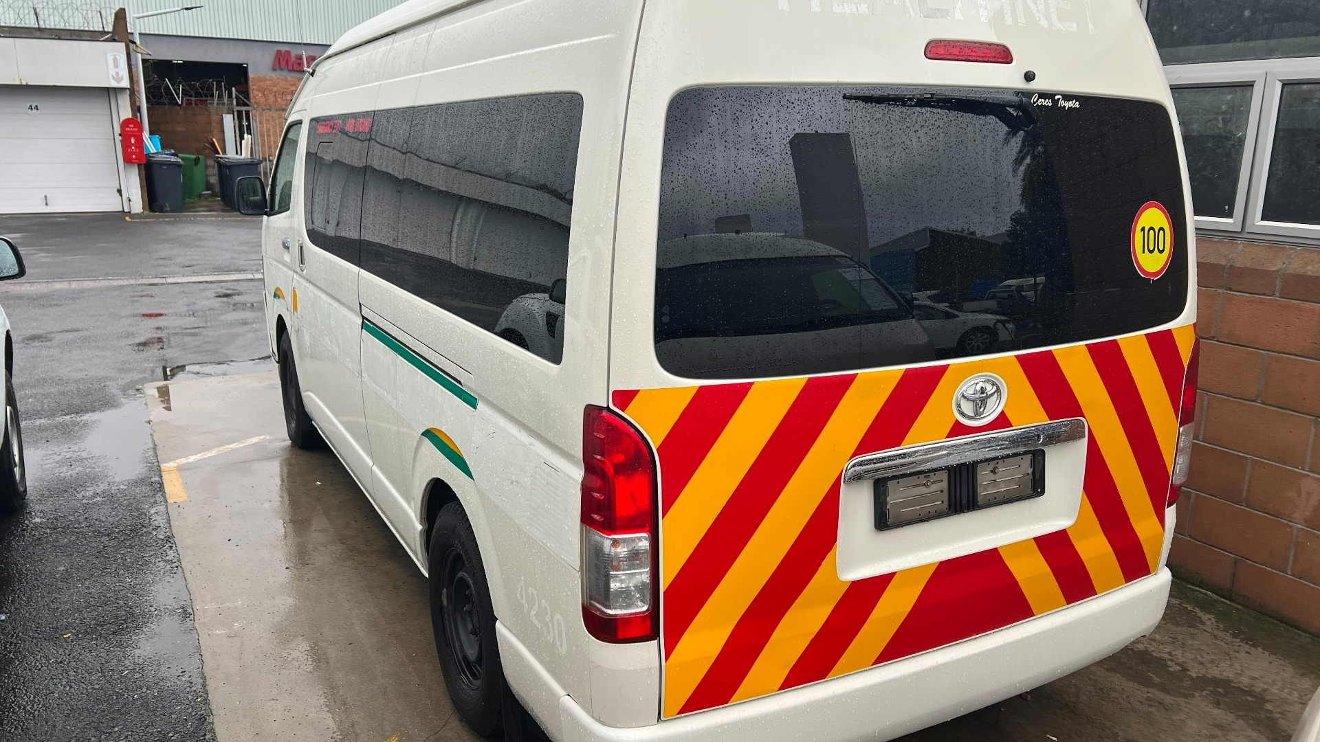 Toyota LDVs & panel vans TOYOTA QUANTUM 2.7 14 SEATER 2015 for sale by Liquidity Services SA PTY LTD | Truck & Trailer Marketplaces