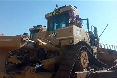 Dozers D10T Tracked Dozer with Ripper 2011