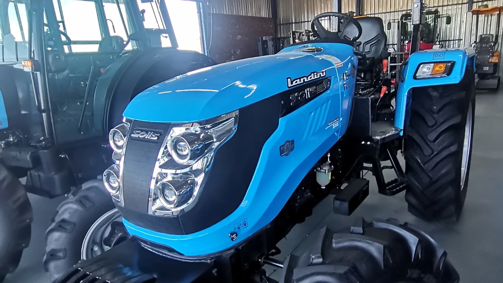 Landini Tractors 4WD tractors Landini Solis 45 RX 4WD PLAT (Contact For Price) for sale by N1 Tractors | AgriMag Marketplace