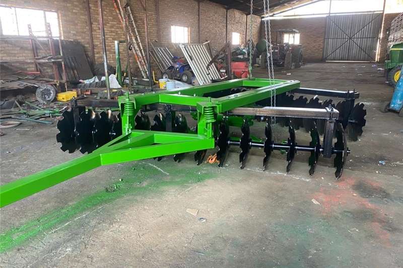 Tillage equipment Disc harrows Nuwe hidrouliese disse for sale by | AgriMag Marketplace