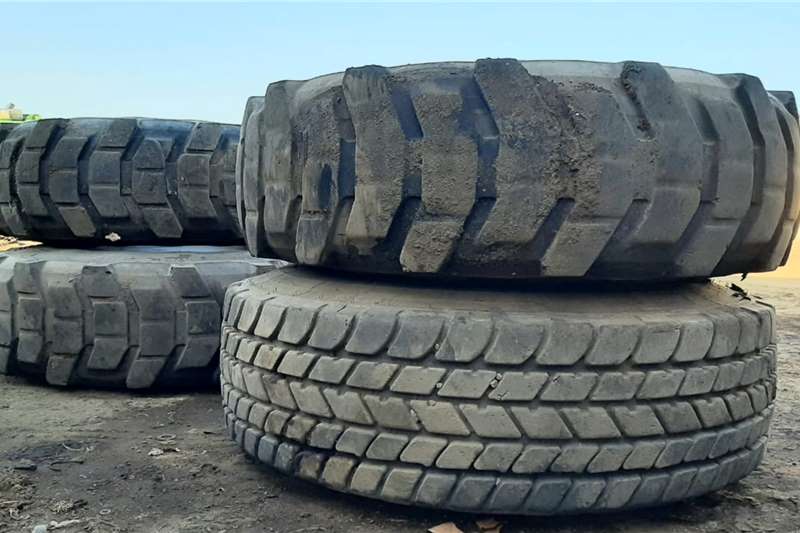 Tyres Tyre 445/95R25