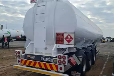 Tank Clinic Trailers Fuel tanker Fuel tanker Tridem 2017 for sale by Benetrax Machinery | Truck & Trailer Marketplaces