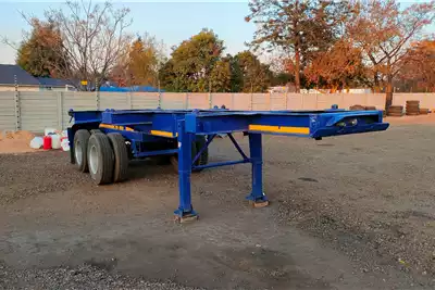 Henred Trailers Skeletal Henred Skeletal 6m & 2x3m Containers Refurbished 1975 for sale by A2Z Trucks | Truck & Trailer Marketplaces