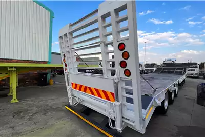 Henred Lowbeds Low bed Trailer 2014 for sale by Manmar Truck And Trailer | Truck & Trailer Marketplaces