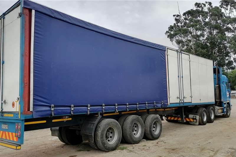 Tri-Axle trailers Hendred 2010