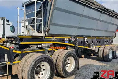 Afrit Trailers Side tipper AFRIT 45 CUBE SIDE TIPPER 2019 for sale by ZA Trucks and Trailers Sales | Truck & Trailer Marketplaces