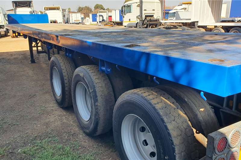 Afrit Trailers 12.2 meter Tri Axle trailer 2016