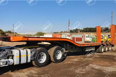 Lowbeds AFRIT TRI AXLE LOWBED TRAILER WITH RAMPS