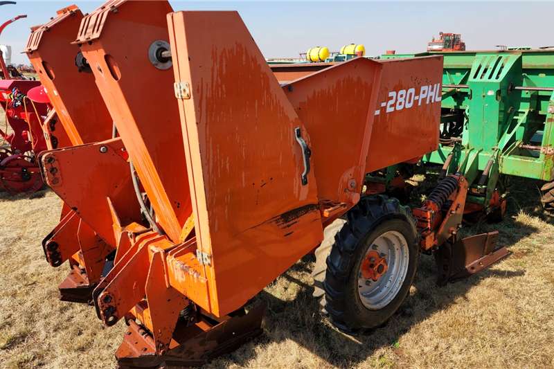 Other Planting and seeding equipment Row planters Double row Turnerland TL 280 PHL  Potato Planter