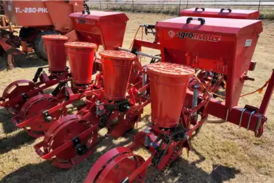 Other Planting and seeding equipment Row planters Agromaster 4 row planter Maize and Soya for sale by Sturgess Agriculture | AgriMag Marketplace