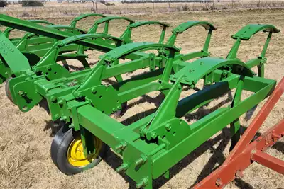 Rovic Tillage equipment Rippers ROVIC DLB 18 11 tooth Chissel Plough for sale by Sturgess Agricultural | AgriMag Marketplace