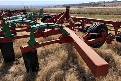 Kverneland Tillage equipment Rippers 4 Tooth CHISSEL PLOUGH for sale by Sturgess Agricultural | AgriMag Marketplace