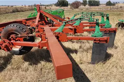 Kverneland Tillage equipment Rippers 4 Tooth CHISSEL PLOUGH for sale by Sturgess Agricultural | AgriMag Marketplace