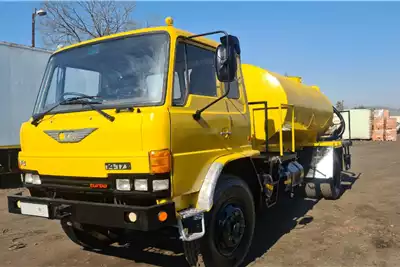 Hino Water bowser trucks Hino 14 177 Tankers 8000L 1997 for sale by Ideal Trucks | Truck & Trailer Marketplace