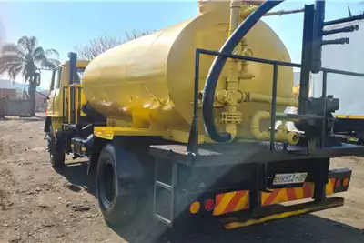 Hino Water bowser trucks Hino 14 177 Tankers 8000L 1997 for sale by Ideal Trucks | AgriMag Marketplace