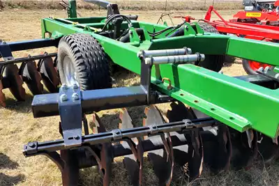 Other Tillage equipment Disc harrows ALPLER 28 disc harrow Hydraulic offset 2015 for sale by Sturgess Agricultural | AgriMag Marketplace
