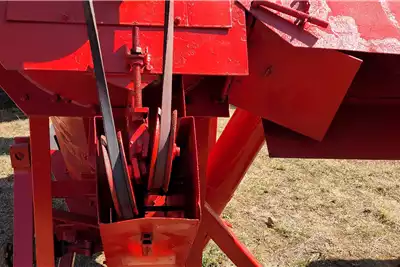 Other Harvesting equipment Threshers BPI Maize thresher / sheller into trailer for sale by Sturgess Agriculture | Truck & Trailer Marketplace