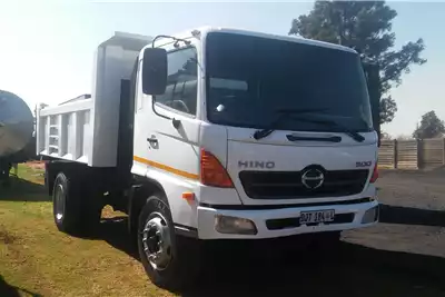 Tipper Trucks Super F 500 6 Cube 2015