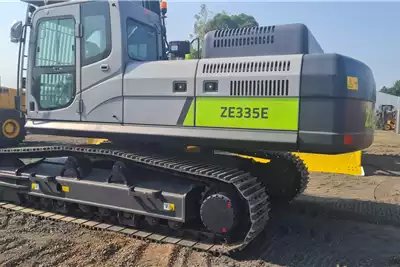 Zoomlion Excavators Excavator ZE335E 33 ton 2023 for sale by Benetrax Machinery | Truck & Trailer Marketplace