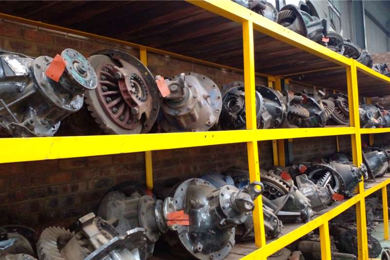 Other Truck spares and parts Differentials Various Centre Portions