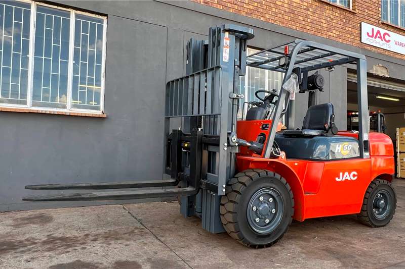 JAC Forklifts Diesel forklift cpcd50 baby 5 ton 4.5m full free 2023